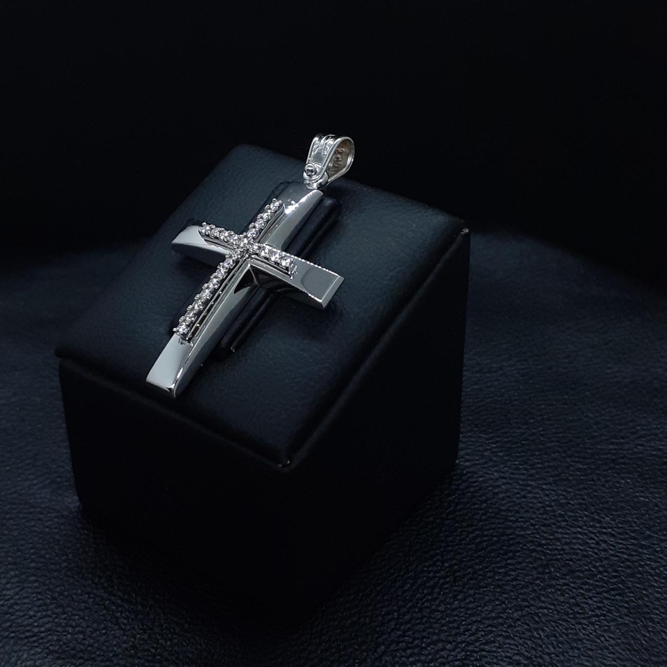 Σταυρός λευκόχρυσος Κ9 ζιργκόν